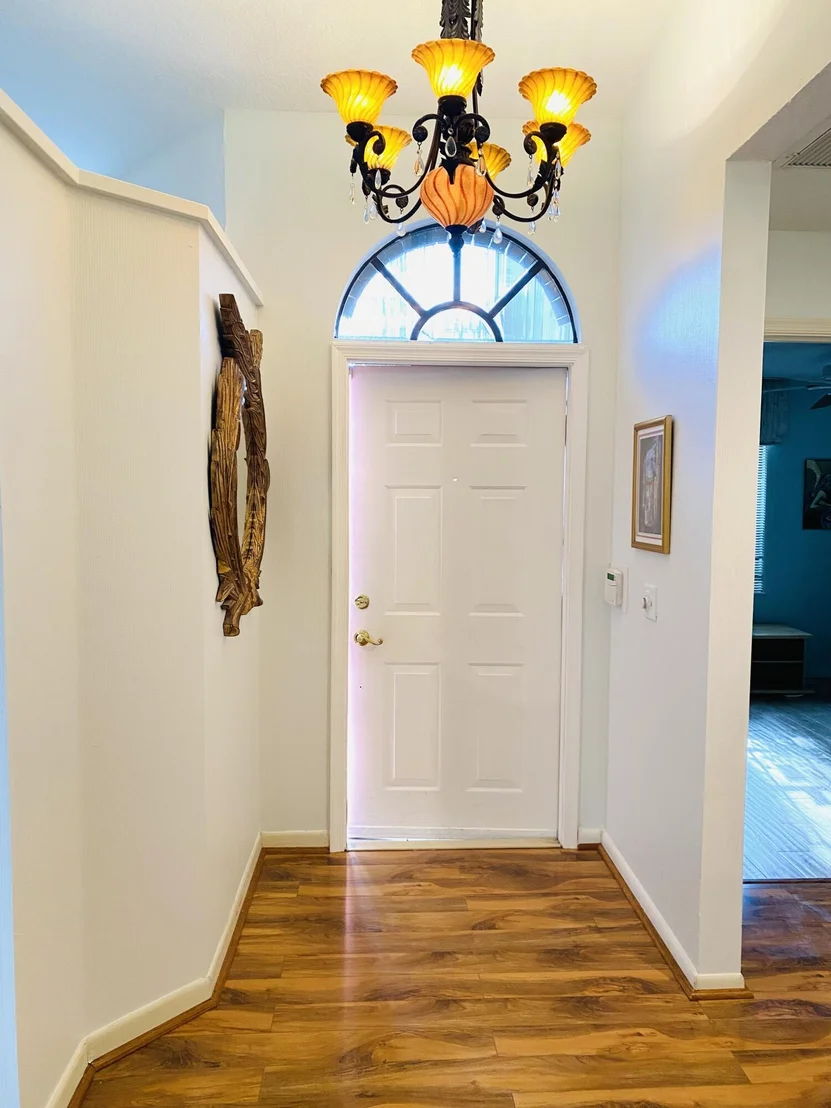 Photo of 7434 FALLS Road W