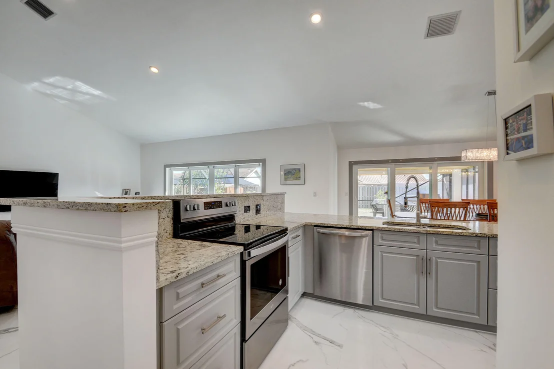 Photo of 9415 Nursery Lane