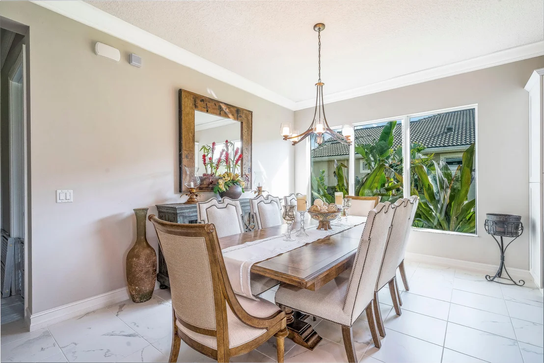 Photo of 275 Carina Drive