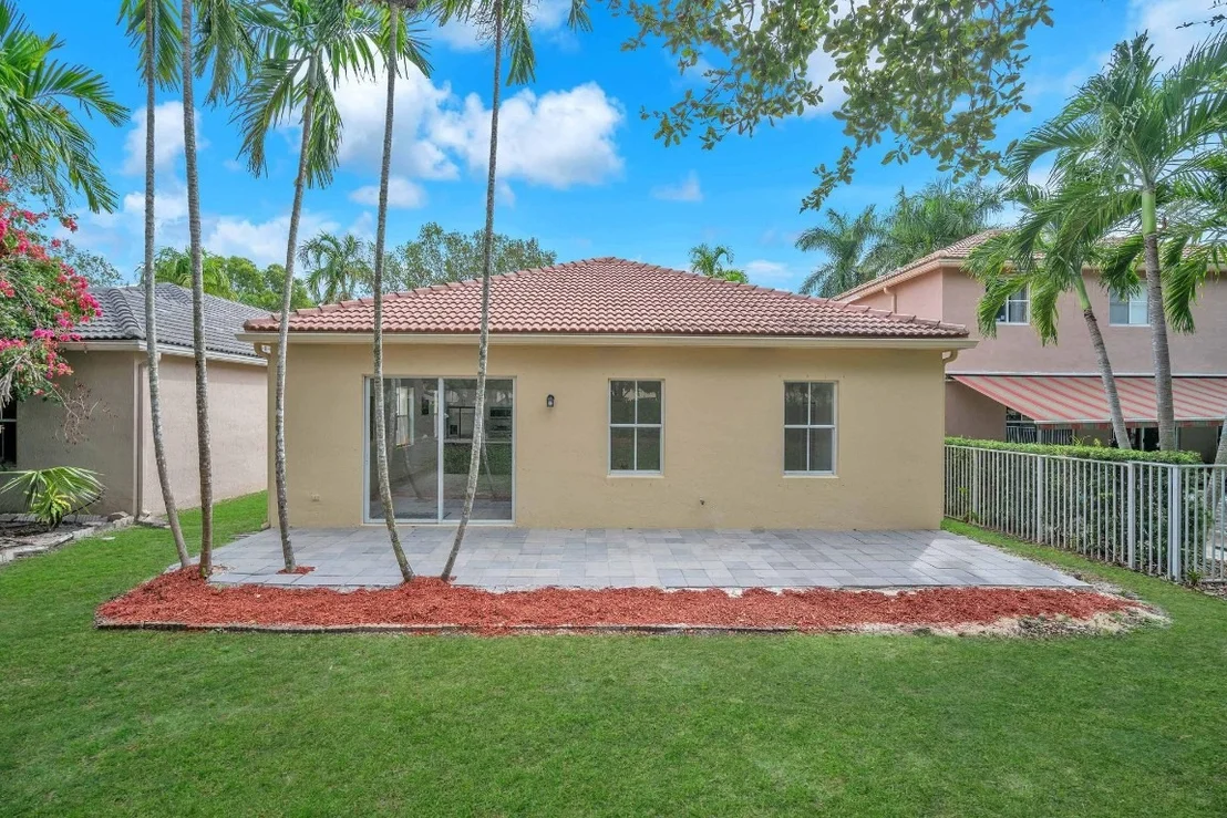 Photo of 941 Bluewood Terrace