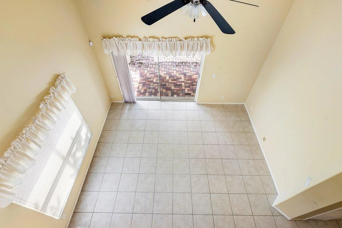 Photo of 542 Canoe Point