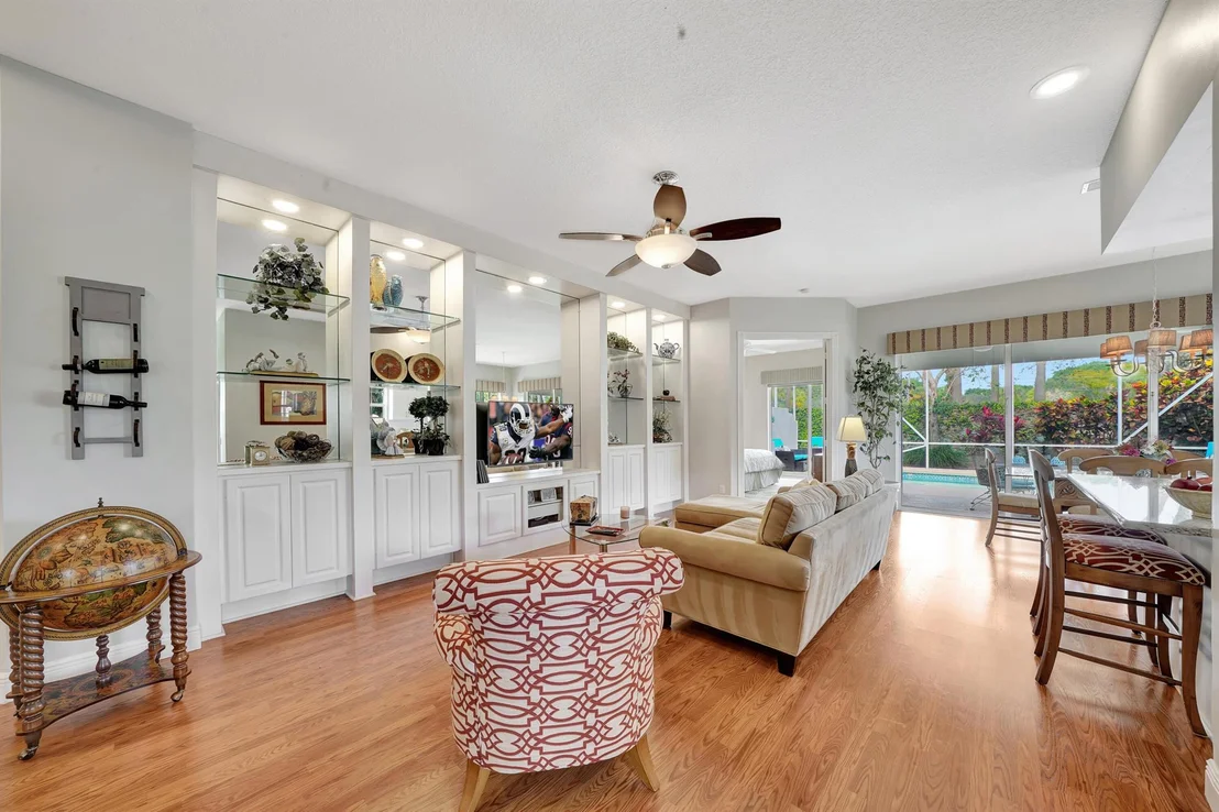 Photo of 4775 Temple Drive
