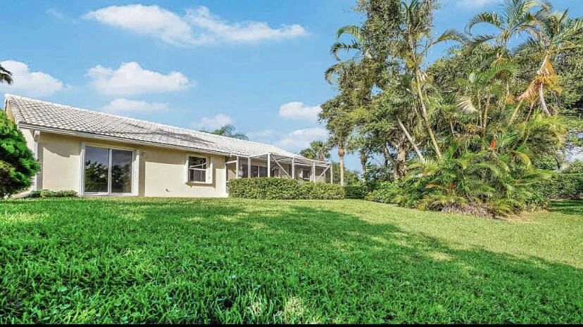Photo of 100 Cove Rd Road