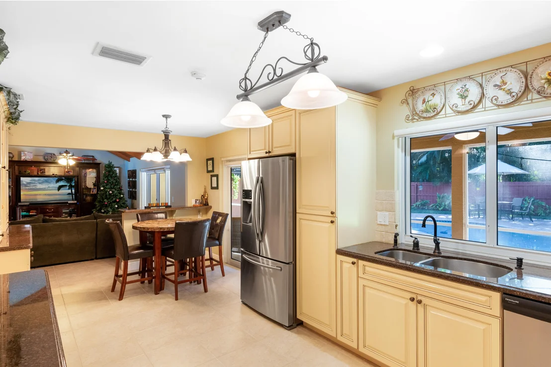 Photo of 12688 Pineacre Lane