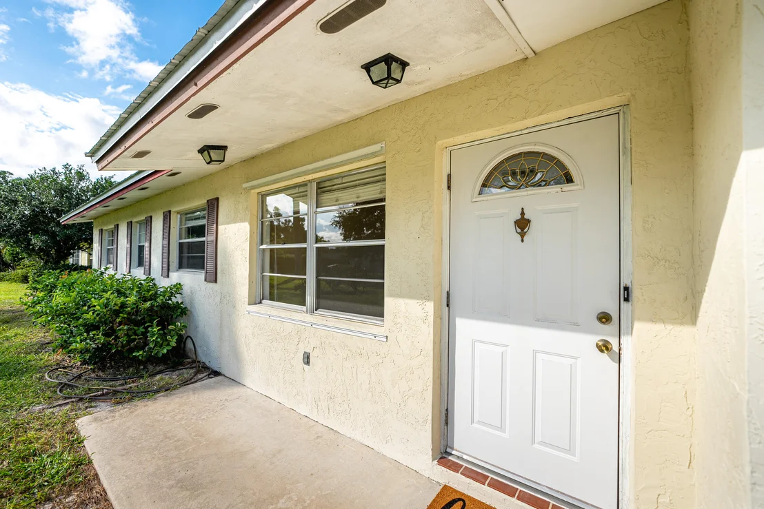 Photo of 1340 SE Sandpiper Lane
