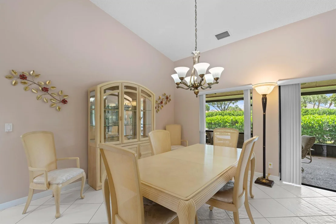Photo of 8668 Eagle Run Drive