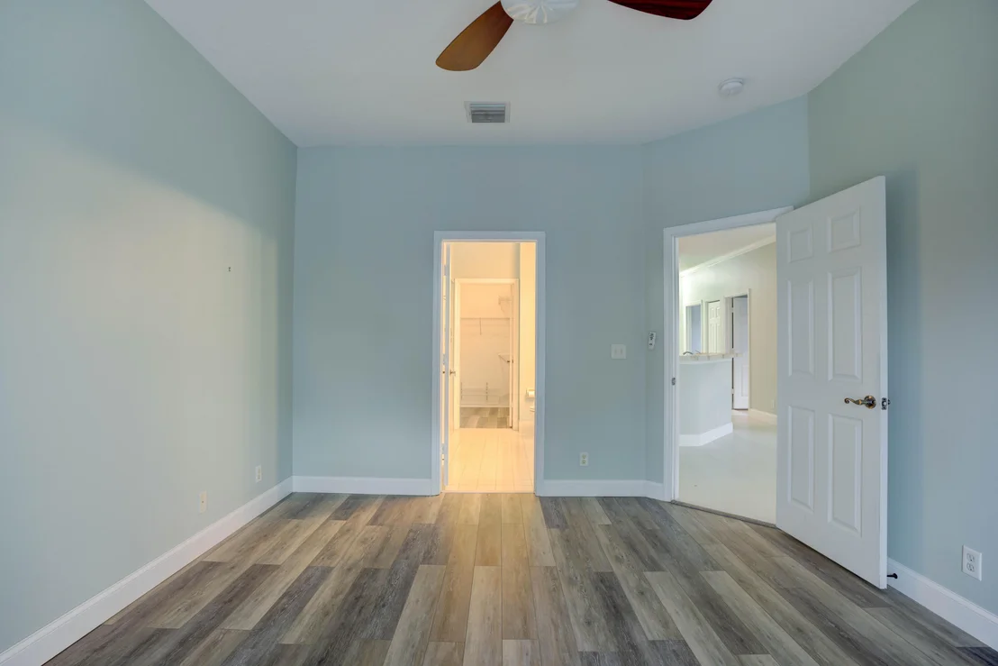 Photo of Unit B at 115 Lighthouse Circle