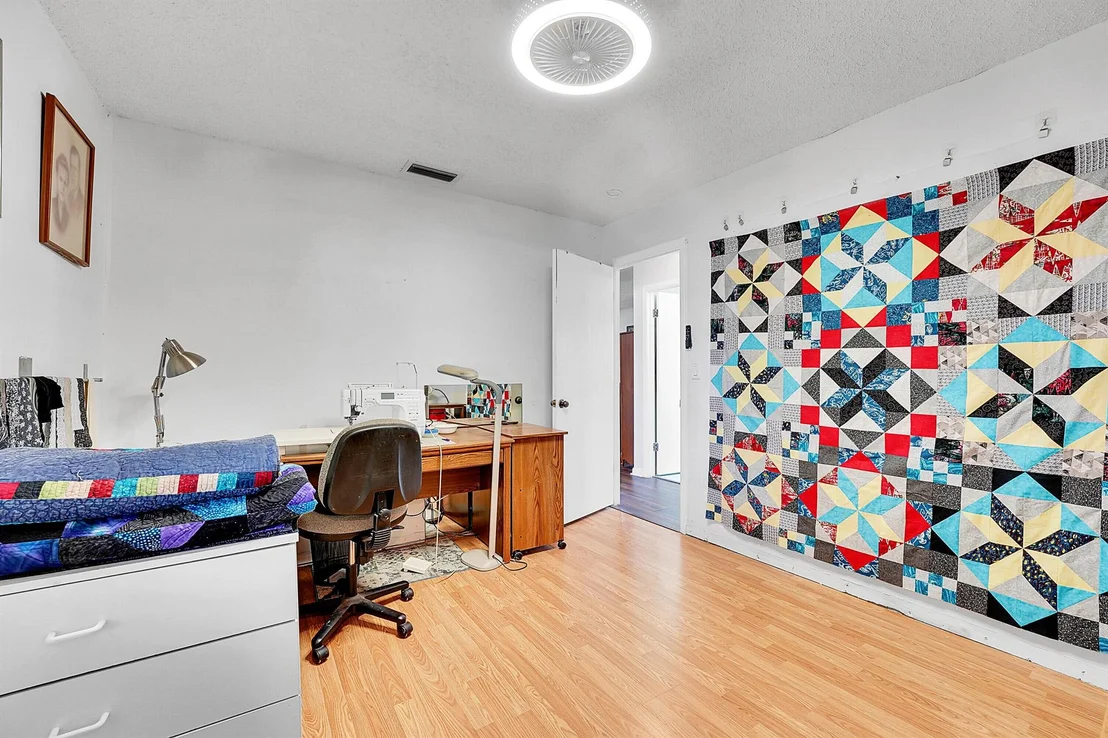 Photo of 905 Scott Street