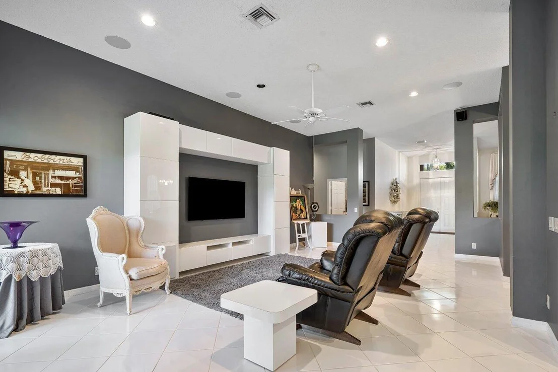 Photo of 1406 Blue Jay Circle