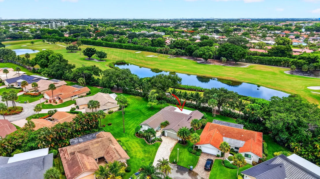 Photo of 6928 Villas Drive W