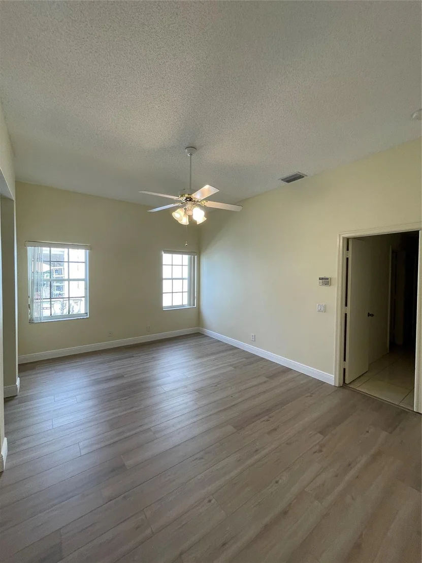 Photo of 4146 Staghorn Lane
