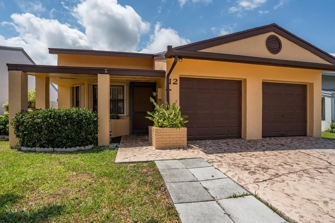 Photo of 12 Thurlow Drive
