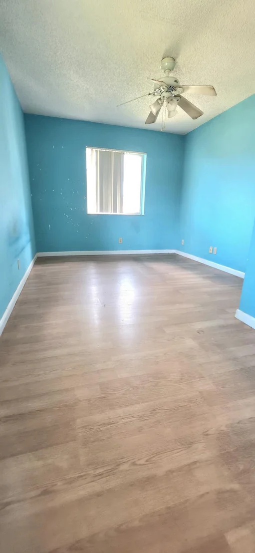 Photo of Unit D2 at 334 Knotty Pine Circle