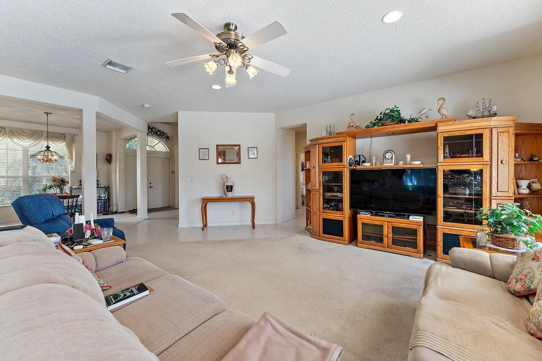 Photo of 259 Cardinal Lane