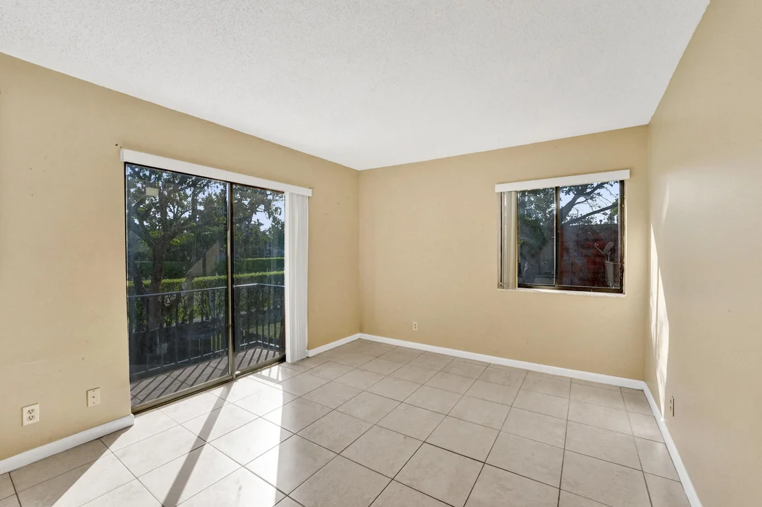 Photo of Unit D at 2240 White Pine Circle