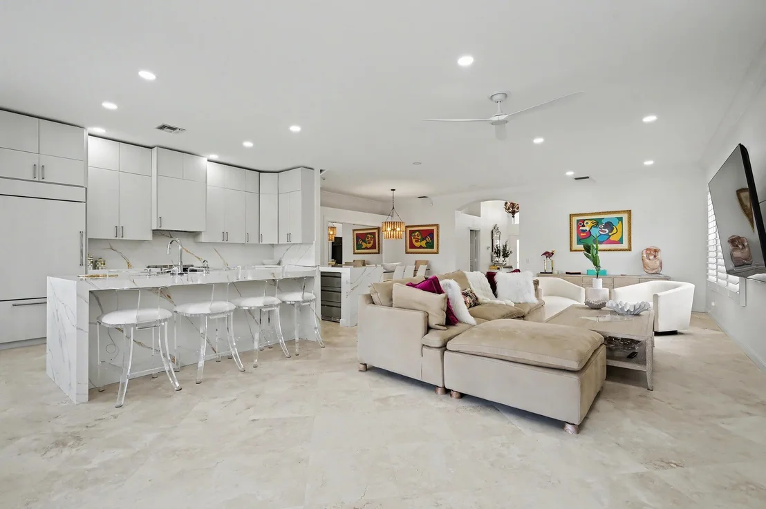 Photo of 6416 Punta Rosa Drive