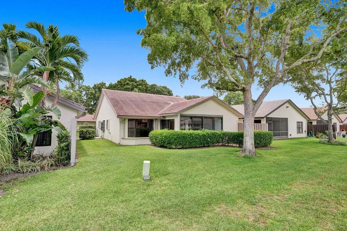 Photo of 4864 Boxwood Circle