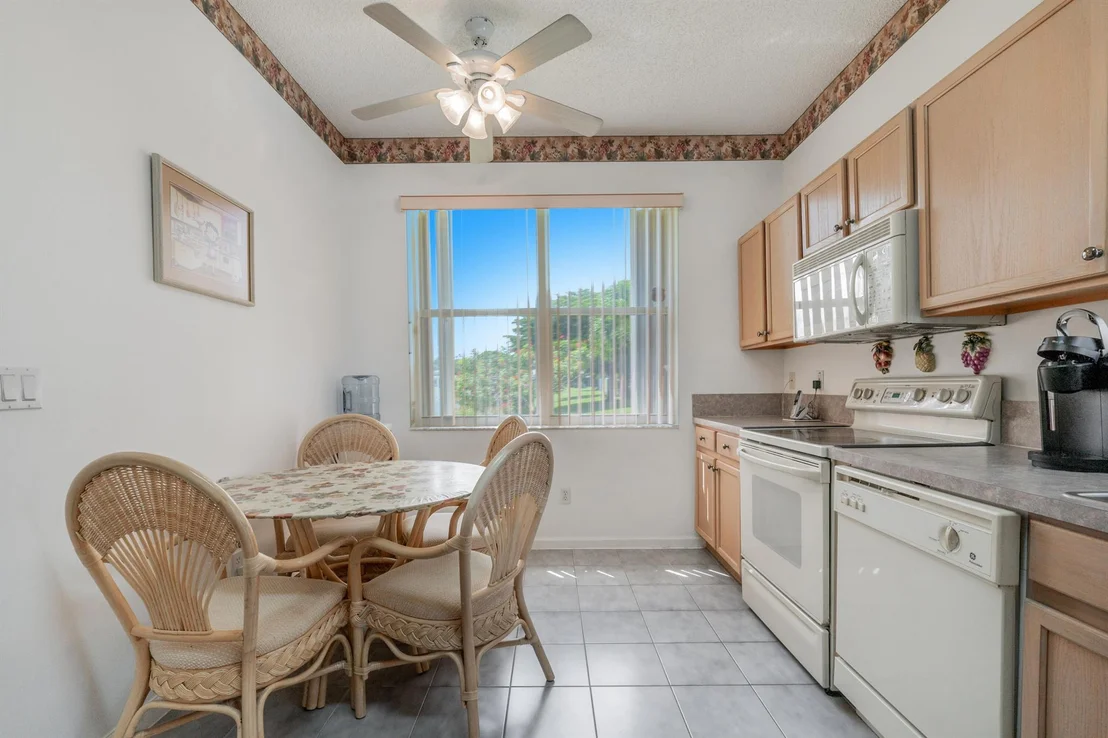 Photo of 10827 Madison Drive
