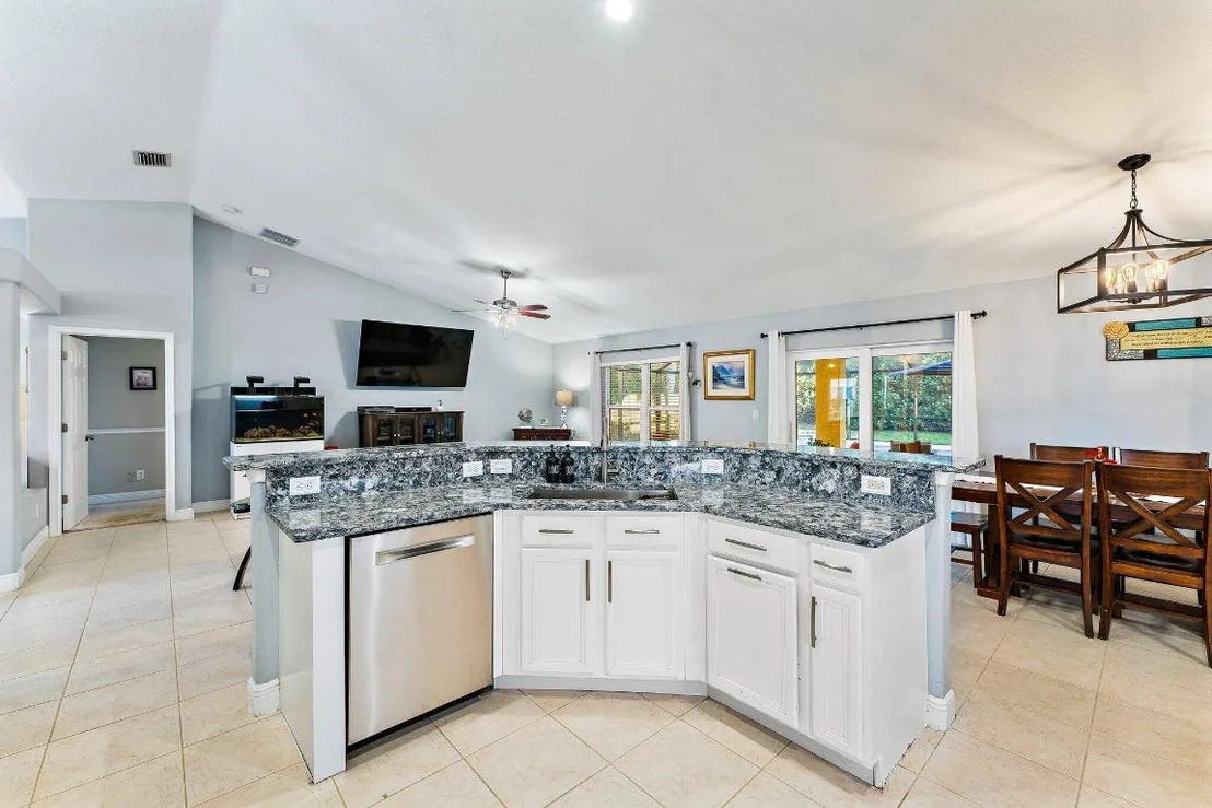 Photo of 2136 SW Panther Trace