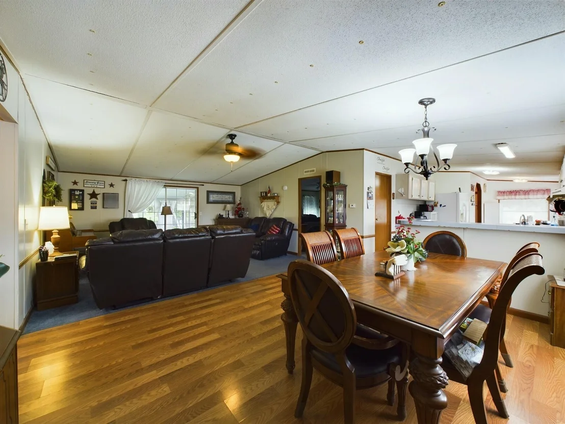 Photo of 945 Ellerbee Road
