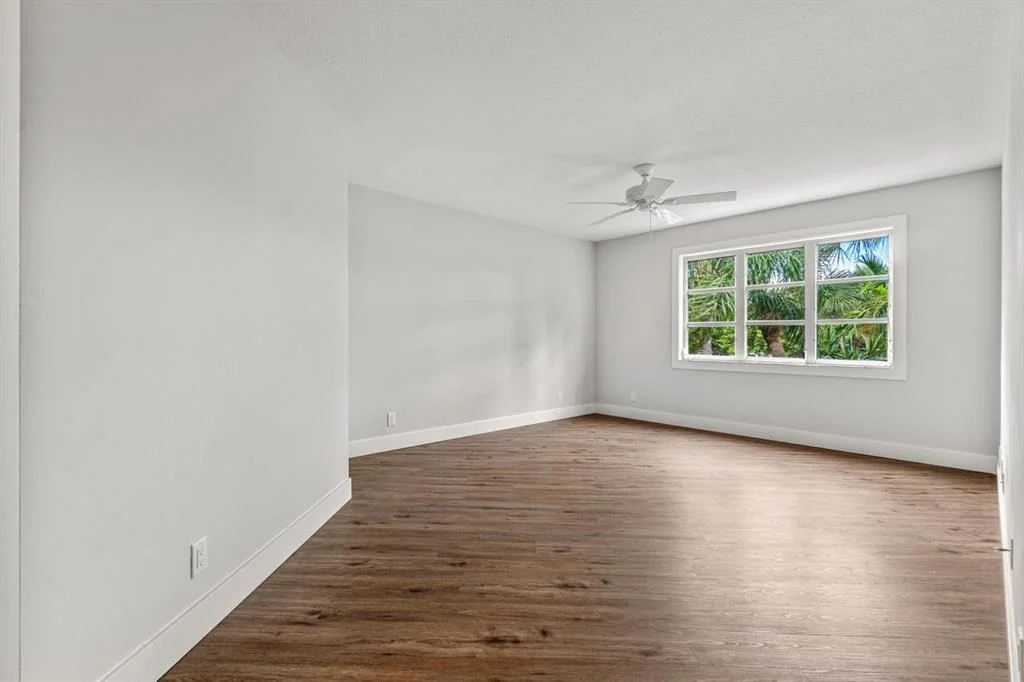 Photo of 142 Seabreeze Circle