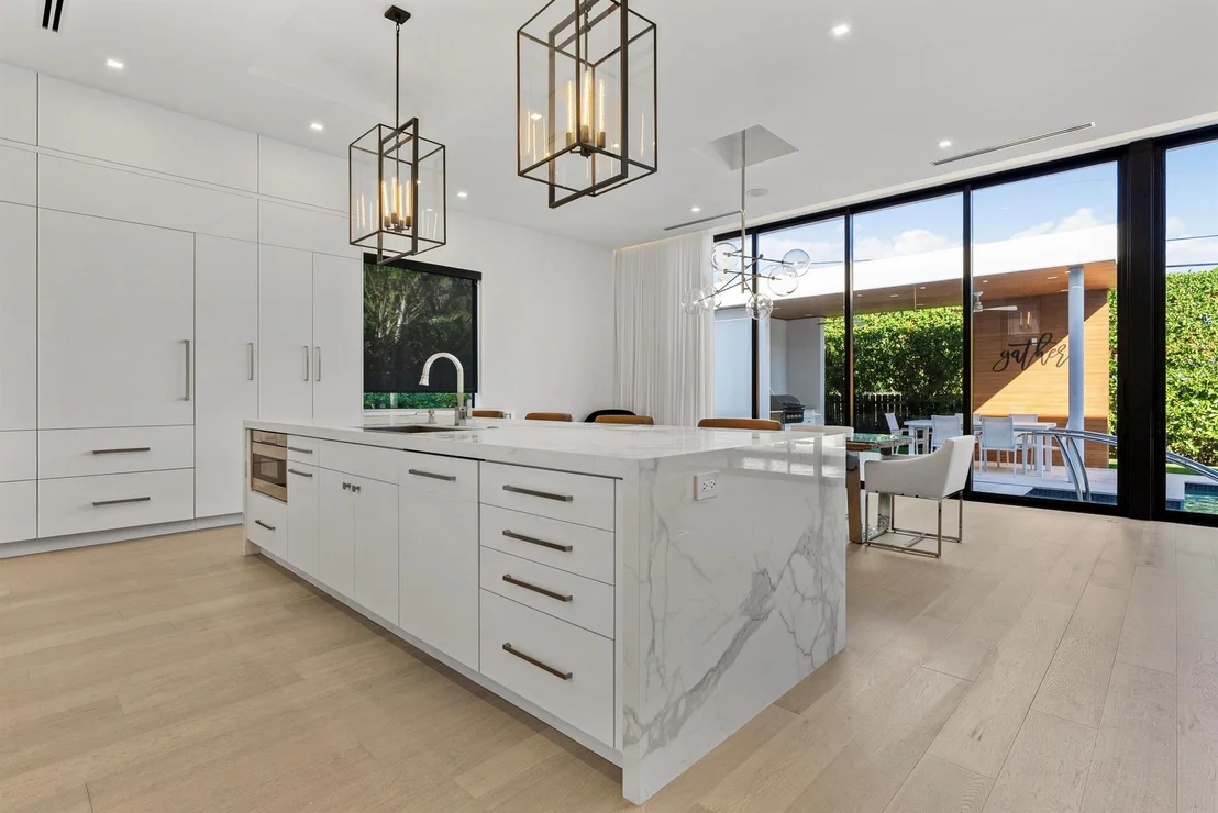Photo of 811 Granada Drive