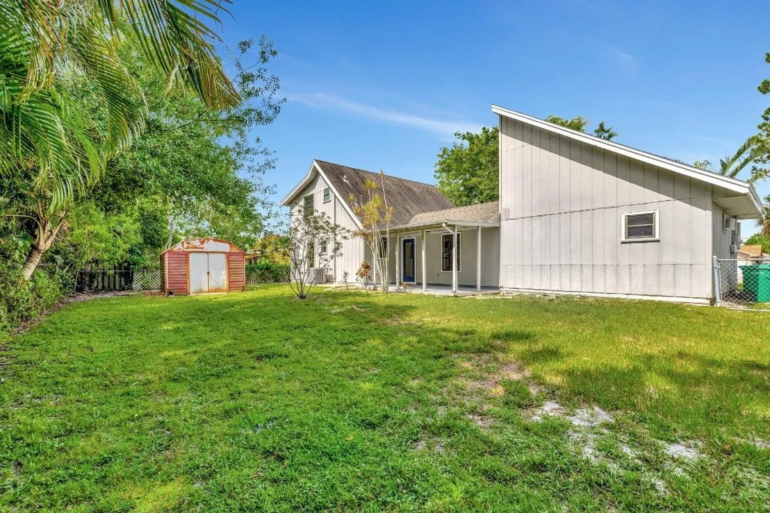Photo of 5404 Sunset Boulevard