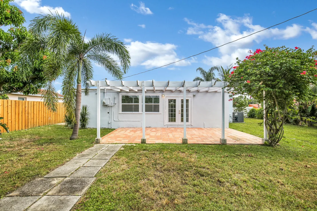Photo of 362 Gregory Road