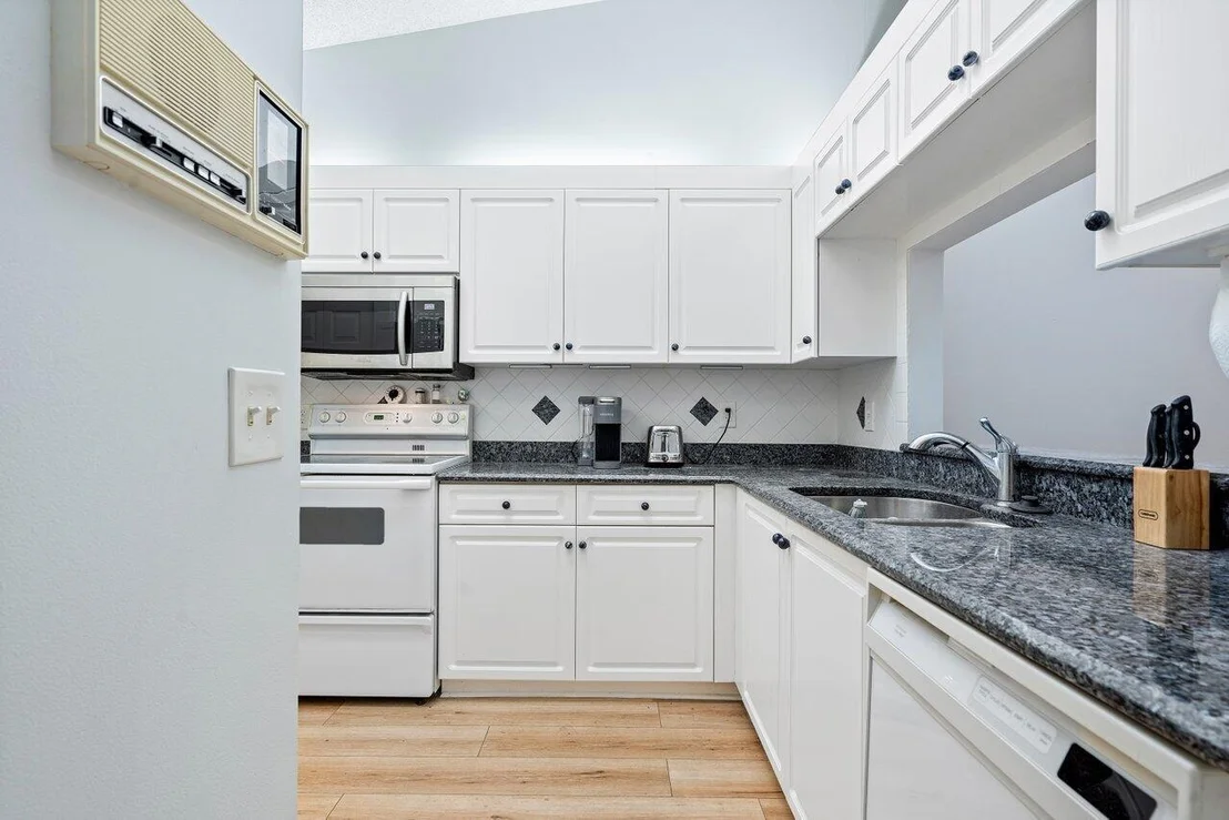 Photo of 79 Sausalito Drive