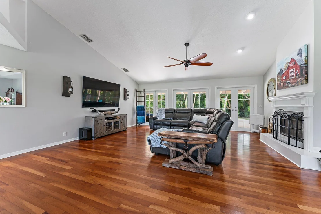 Photo of 2505 SE Ranch Acres Circle