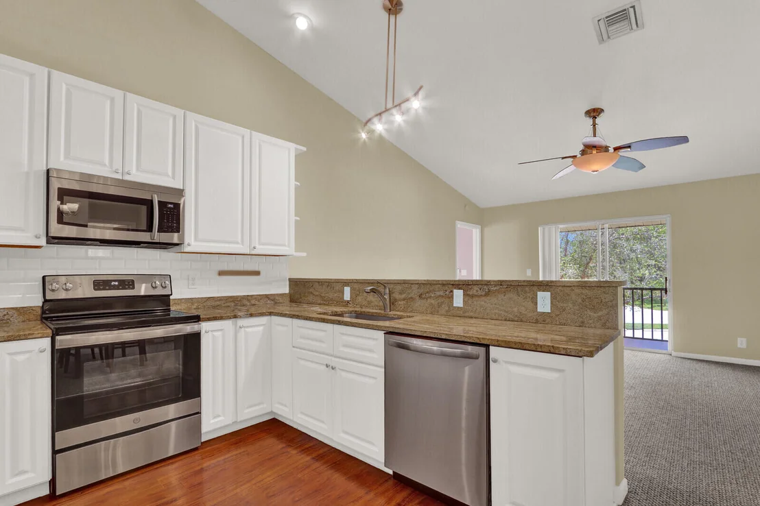 Photo of Unit F at 6563 Chasewood Drive