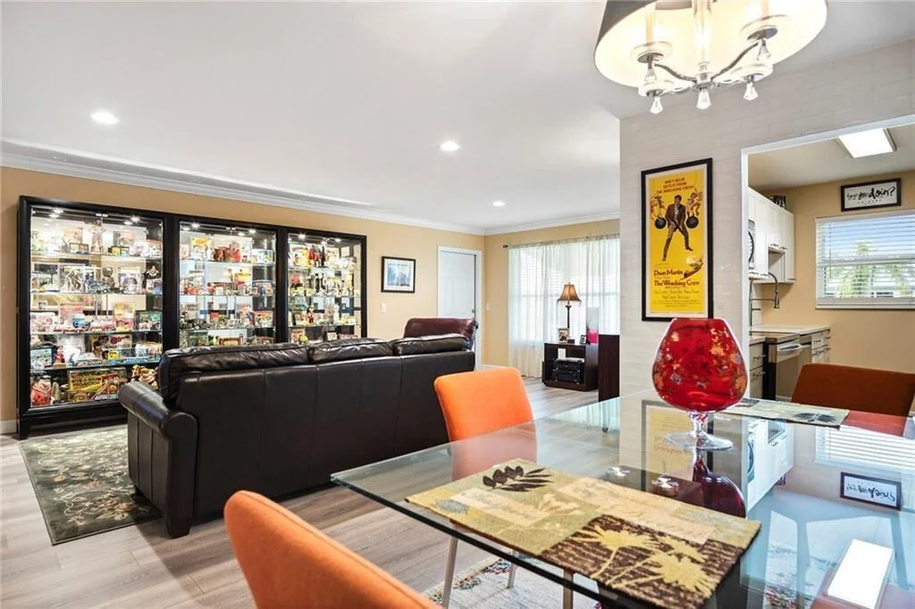 Photo of Unit C at 947 Circle Drive