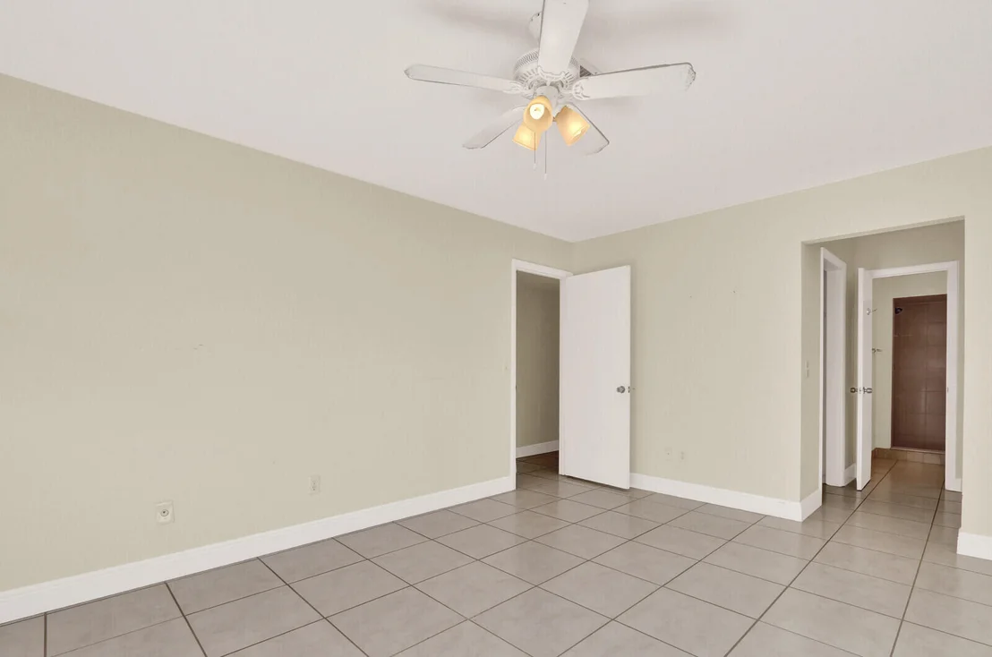 Photo of 8074 SE River Lane