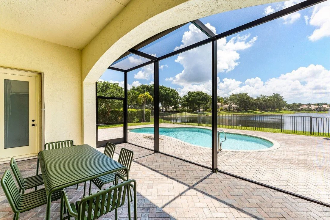 Photo of 3592 Collonade Drive