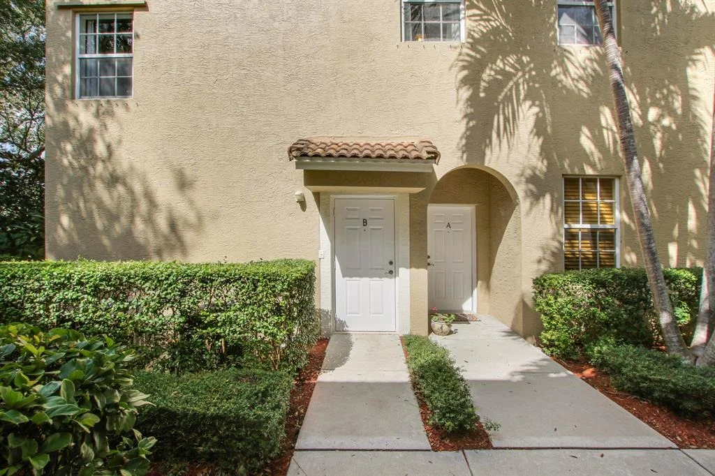 Photo of Unit B at 111 Lighthouse Circle