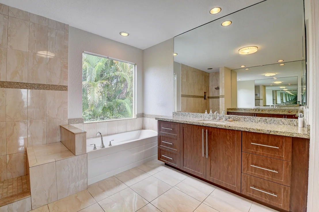 Photo of 4276 NW 66th Drive