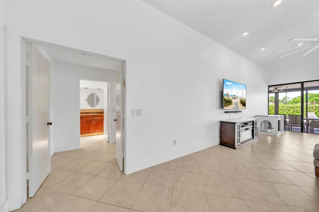Photo of 10255 Sunset Bend Drive