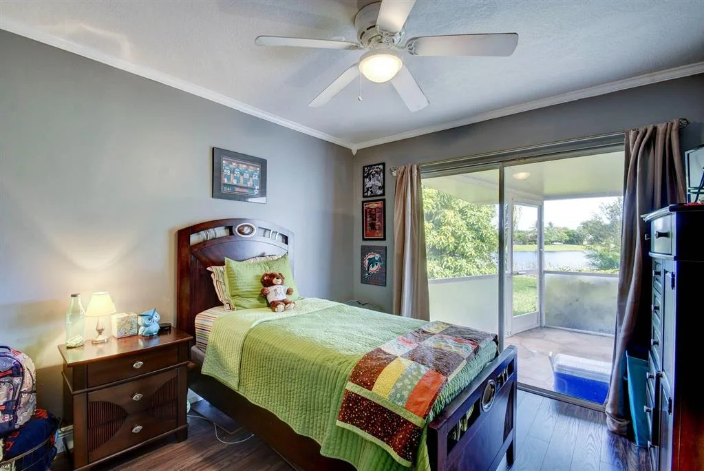 Photo of 1840 Edgewater Drive
