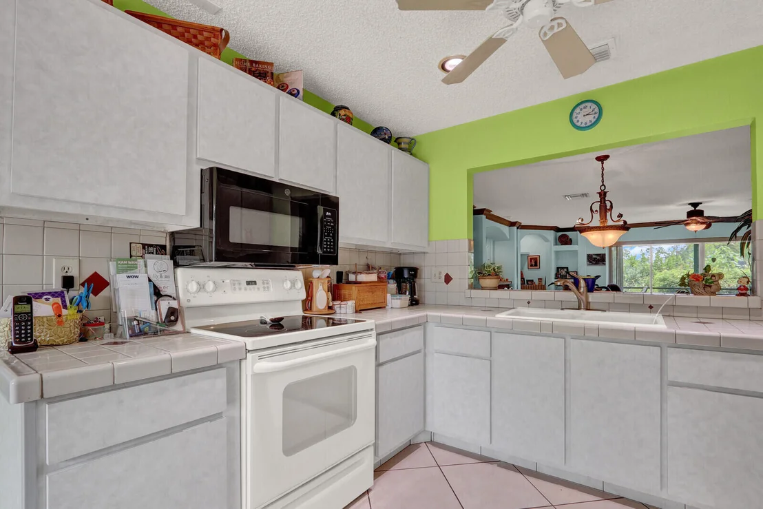 Photo of 7156 Pine Bluff Drive