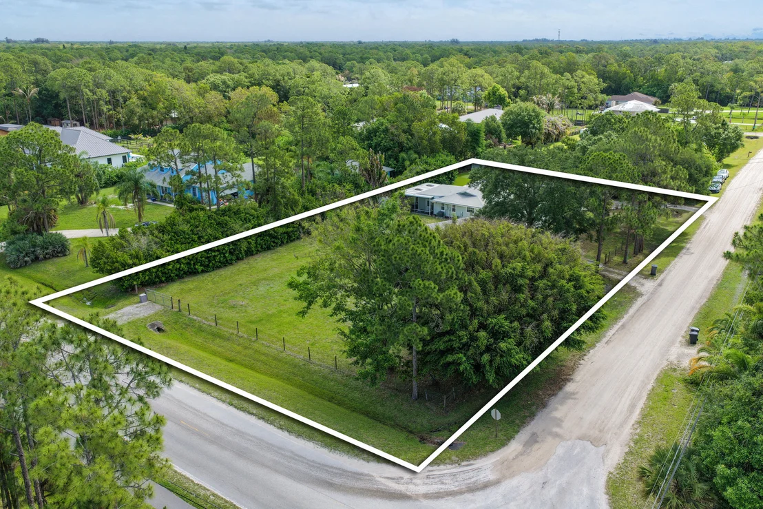 Photo of 16582 Mellen Lane