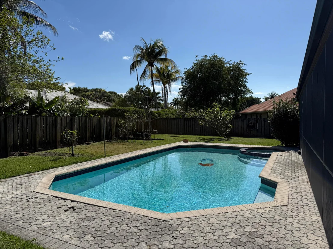 Photo of 3104 Peachtree Circle
