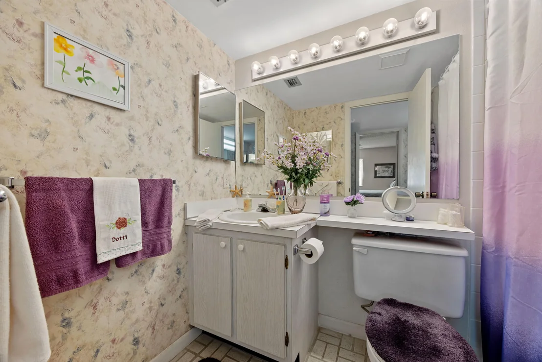 Photo of Unit B2 at 306 Pine Ridge Circle
