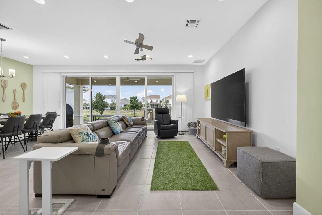 Photo of 1411 Thistle Place