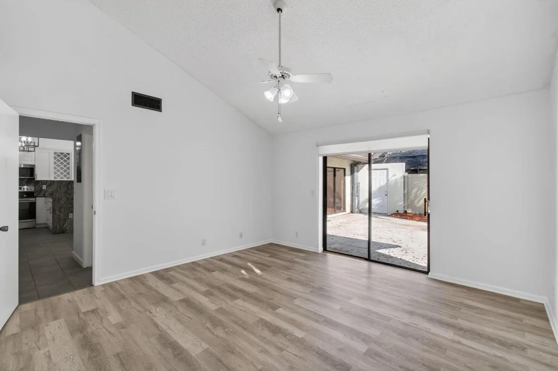 Photo of 1350 Periwinkle Place