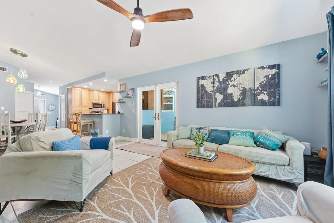 Photo of 15924 Laurel Oak Circle