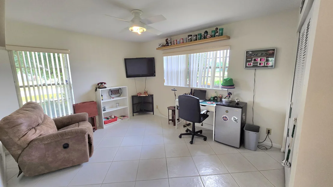 Photo of 6140 Stanley Lane