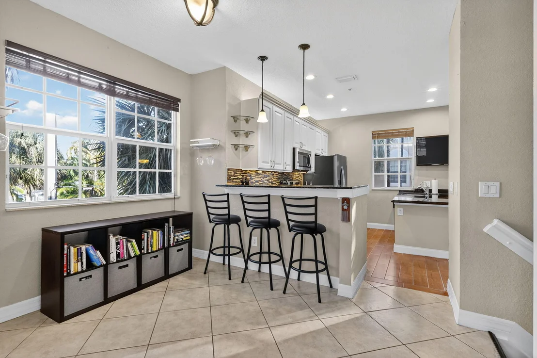 Photo of 115 Harbors Way