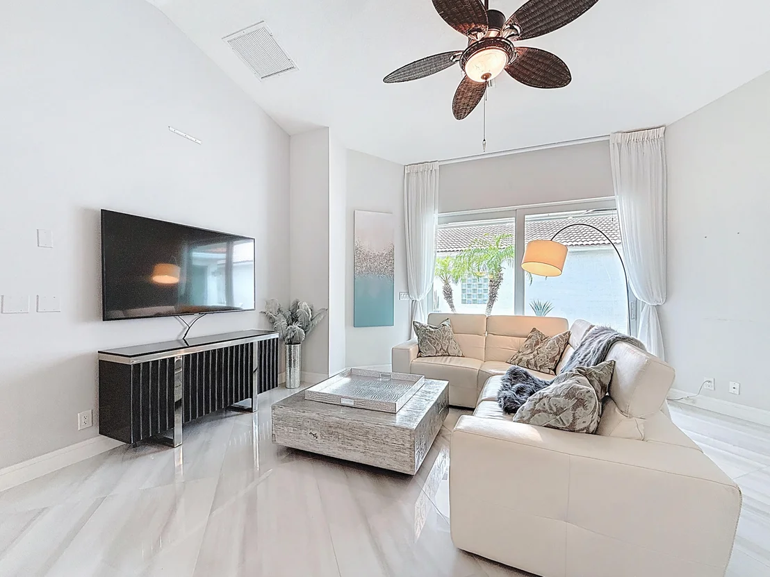Photo of 7121 NW Turtle Walk