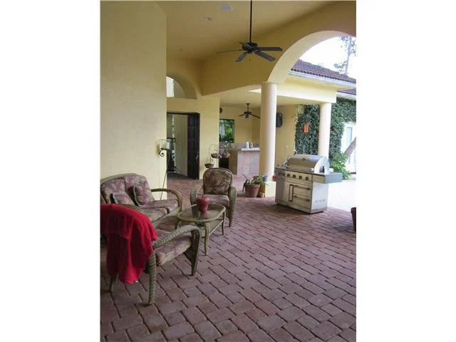 Photo of 1401 Stallion Drive