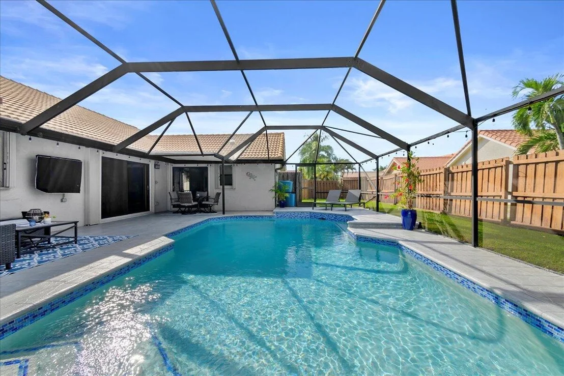 Photo of 5774 Sun Pointe Circle